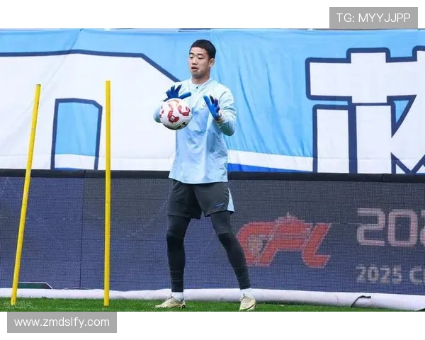 足球明星刘海造型大揭秘吹刘海视频引发球迷热议 足球明星刘海造型大揭秘吹刘海视频引发球迷热议