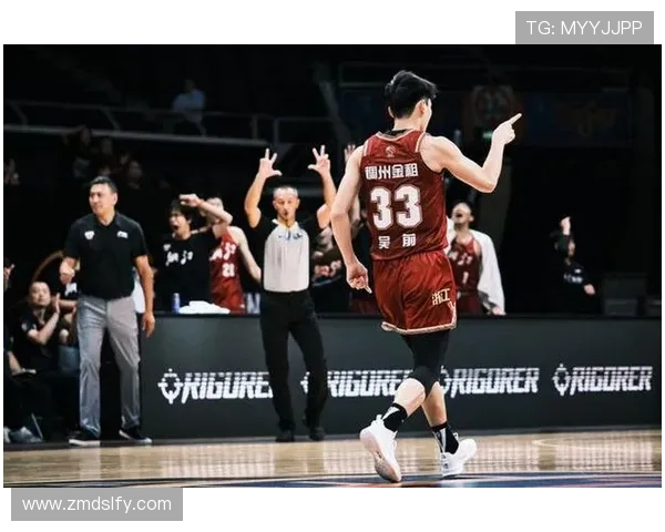 重庆篮球队在洲际杯中的意识表现分析与点评