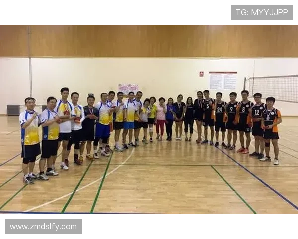 南京排球队与重庆排球队技术对抗赛后分析与总结